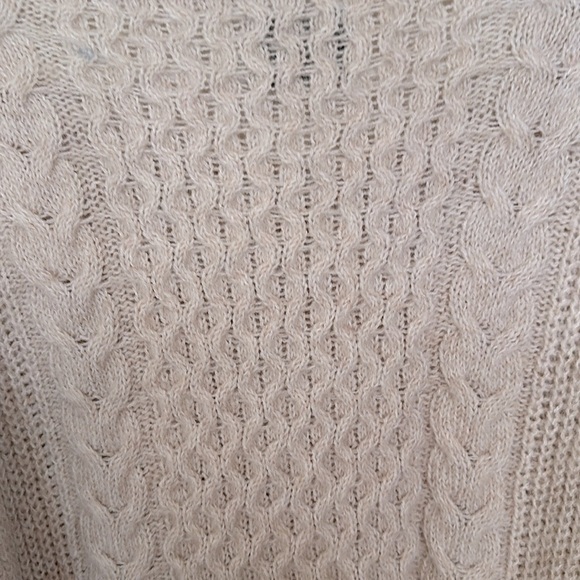 Abercrombie & Fitch Wool Blend Cable Knit XL Neutral Sweater with Pearl Accents - Picture 11 of 13